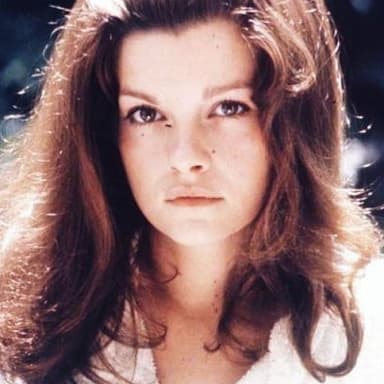 Geneviève Bujold