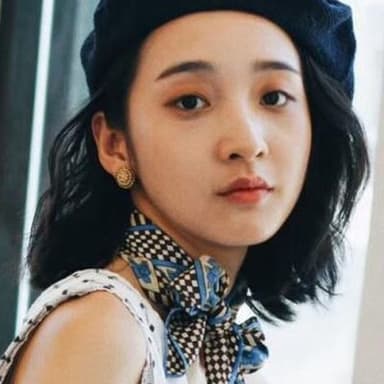 Moon Lee